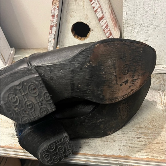 Circle G Black Cross Embroidered Western Heeled Boots Size 9 - Picture 6 of 10